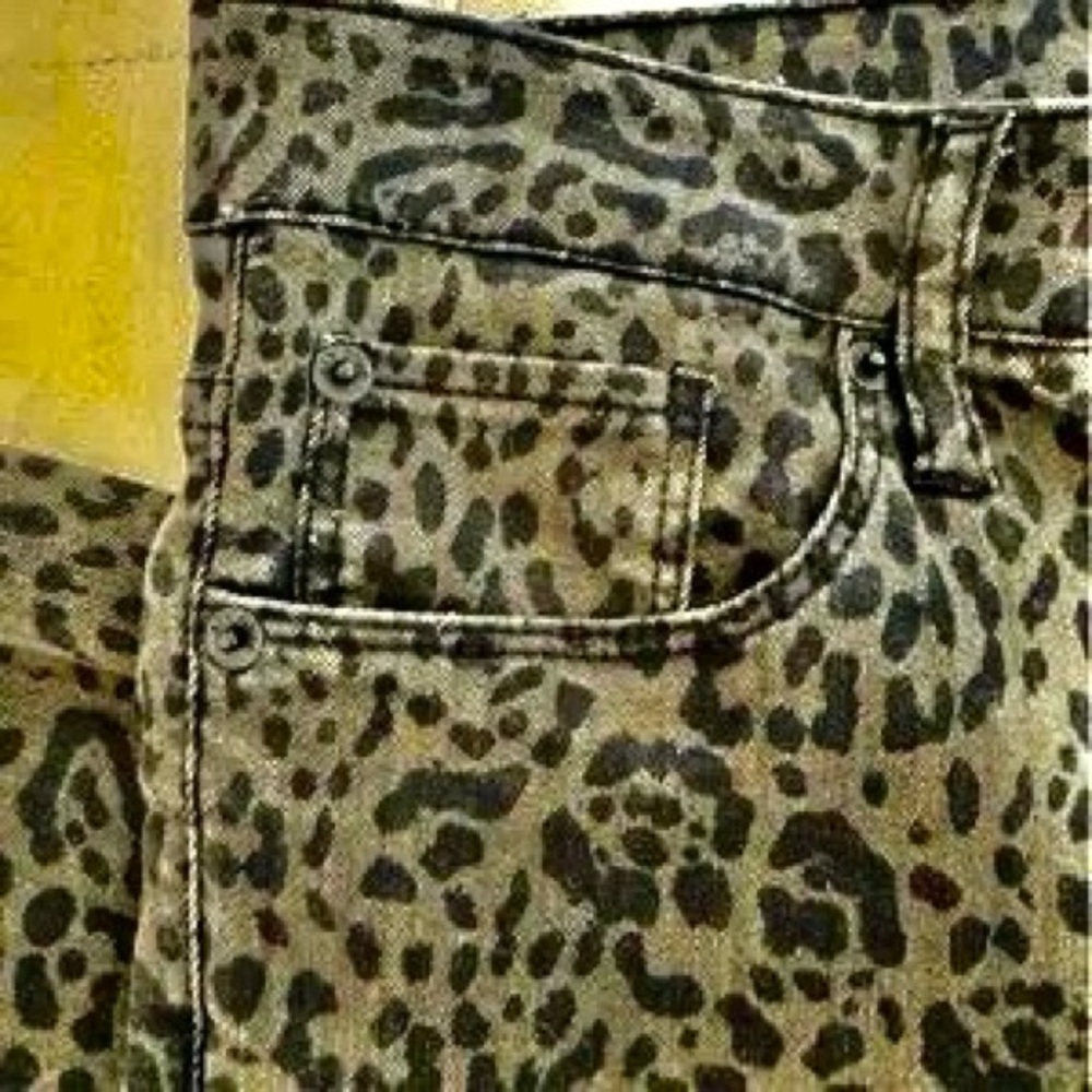 NWOT- STS BLUE ELLIE HIGH RISE ANKLE SKINNY JEANS. LEOPARD PRINT, NEVER WORN ♥️ - Picture 5 of 9